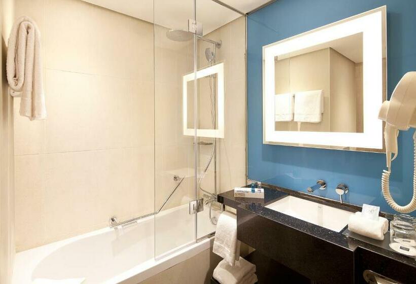 سوئیت اجرایی با تخت کینگ, Novotel World Trade Centre Dubai