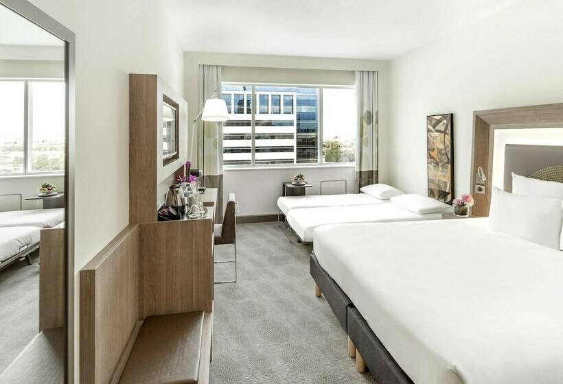 Семейный Номер Superior, Novotel World Trade Centre Dubai