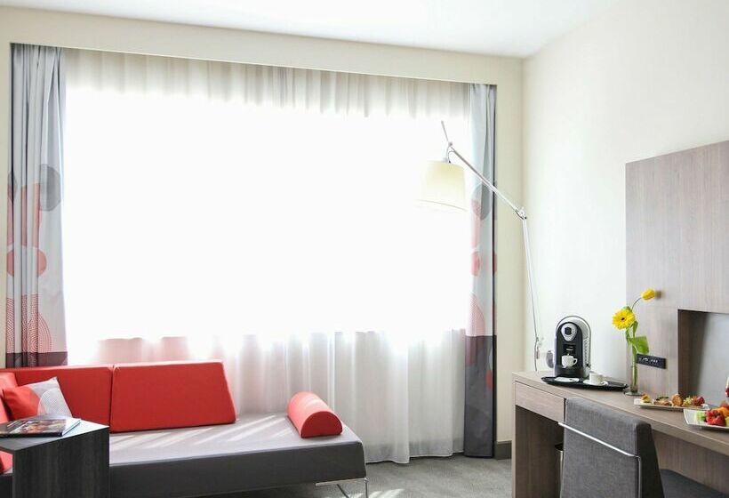 Номер Executive, Novotel World Trade Centre Dubai