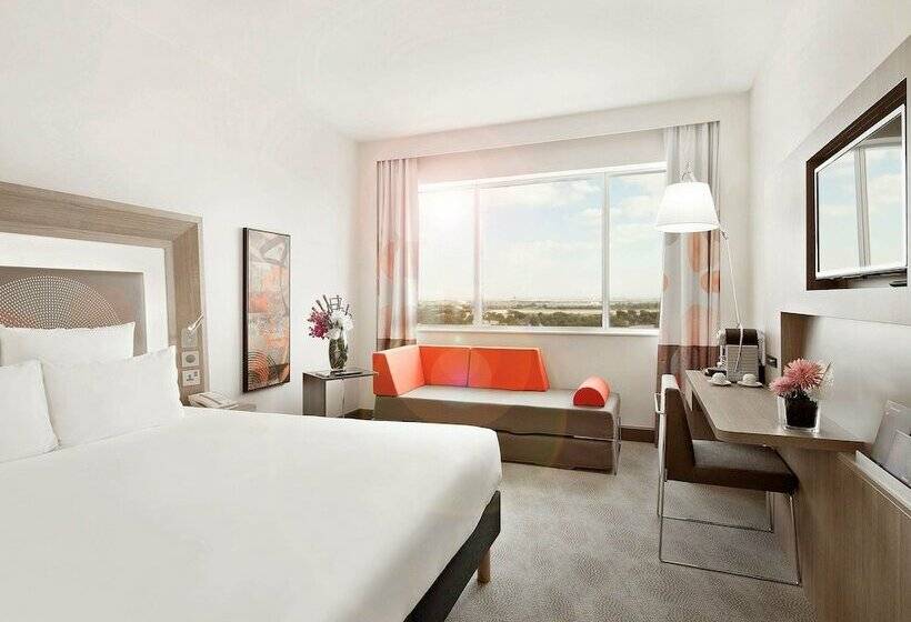 اتاق اجرایی, Novotel World Trade Centre Dubai