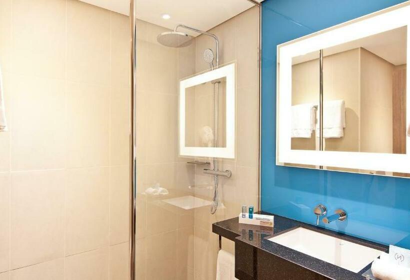 اتاق سوپریور, Novotel World Trade Centre Dubai