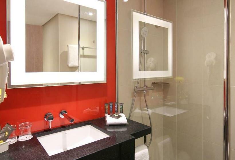 اتاق سوپریور, Novotel World Trade Centre Dubai