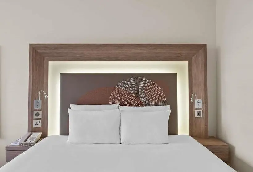 スーペリアールーム, Novotel Dubai World Trade Centre