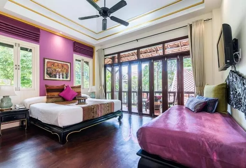 اتاق استاندارد با چشم‌انداز استخر, Rabbit Resort Pattaya
