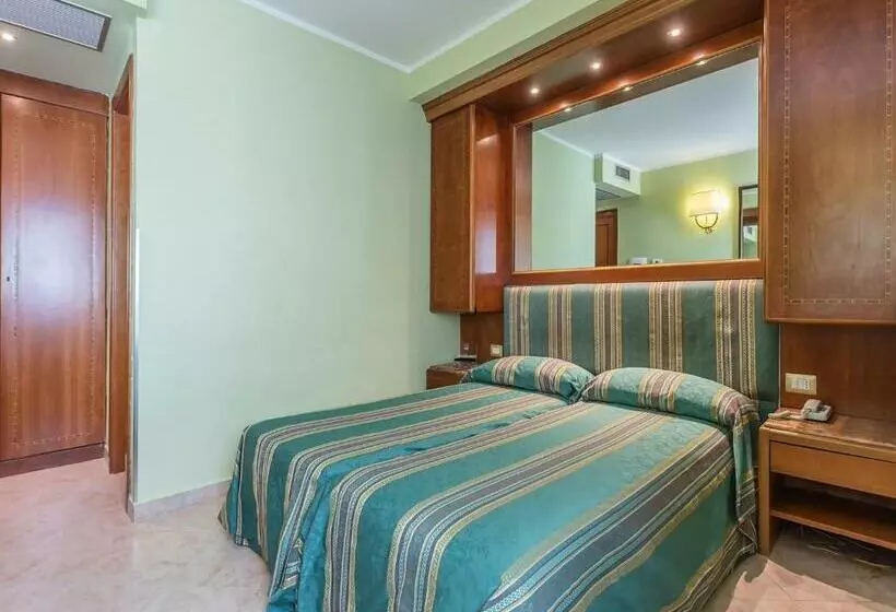 スタンダードルーム, Raeli Hotel Siracusa