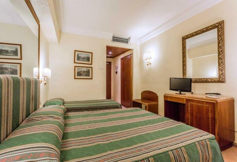 חדר סטנדרט לשלושה, Raeli Hotel Siracusa
