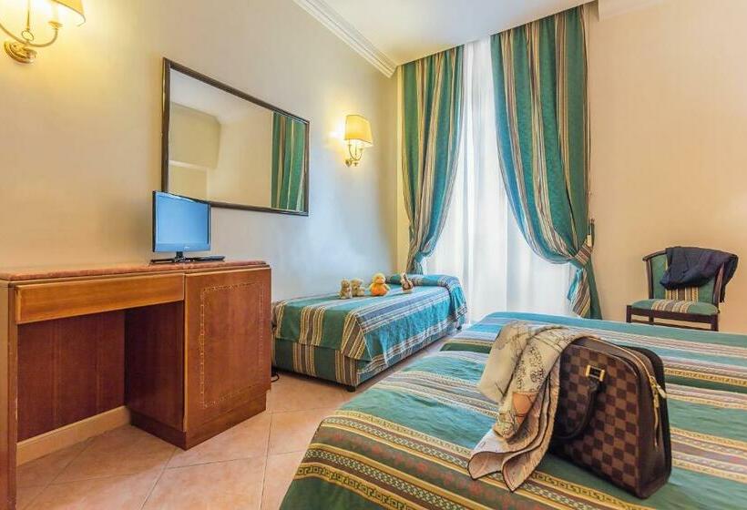 اتاق استاندارد سه نفره, Raeli Hotel Siracusa