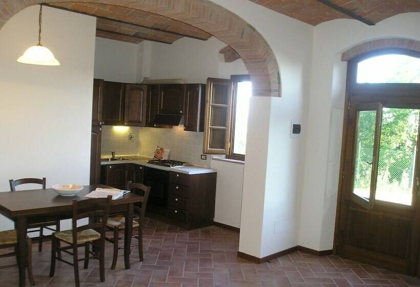 דירת משפחה, Agriturismo Podere Casalone