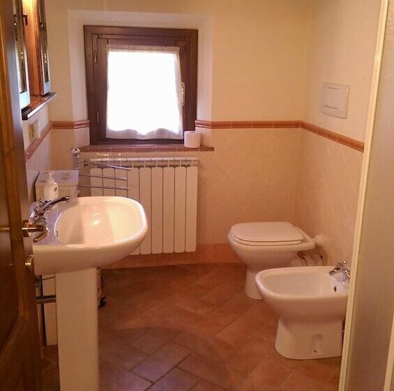 דירת משפחה, Agriturismo Podere Casalone