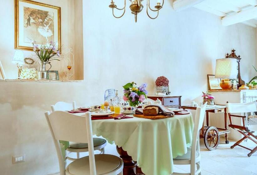 غرفة قياسية, Bioagriturismo Podere Montisi