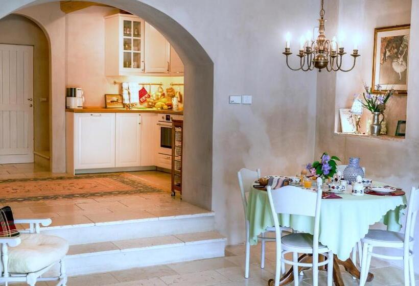 غرفة قياسية, Bioagriturismo Podere Montisi