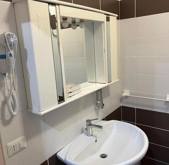 Четырехместный Номер Стандарт, Lolly