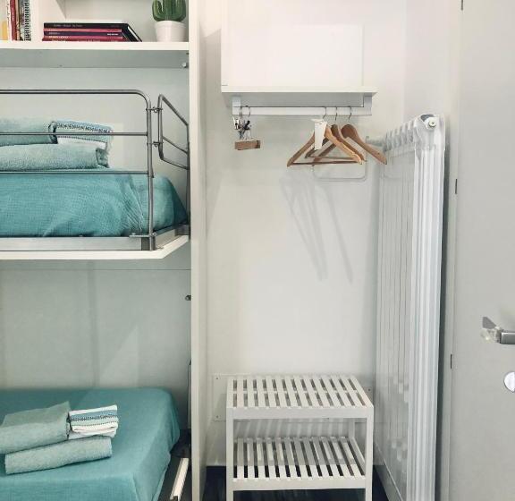 חדר משפחתי דלוקס, Calida