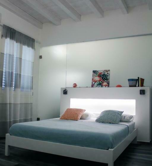 חדר דלוקס, Calida