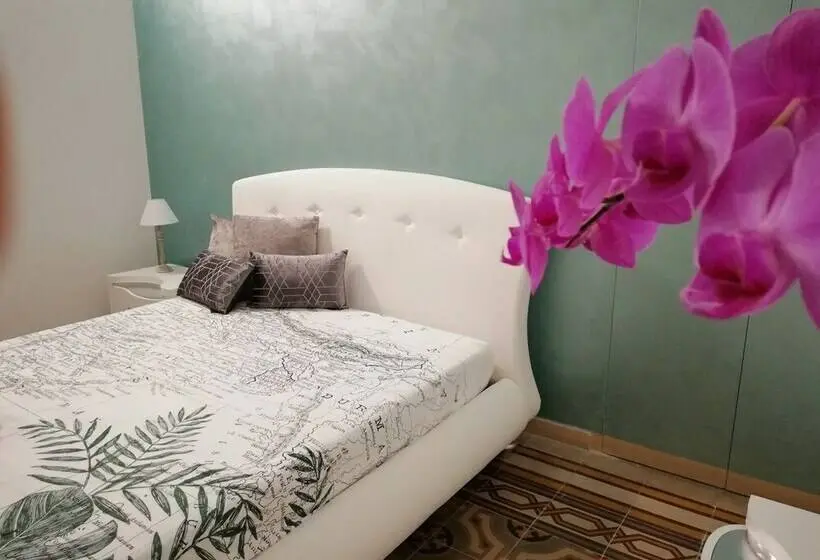 スイート, Agorà Suites & Apartments
