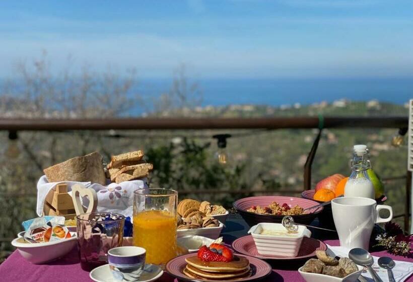 חדר סטנדרט לשלושה עם נוף לגינה, B&b Il Giardino Di Armida