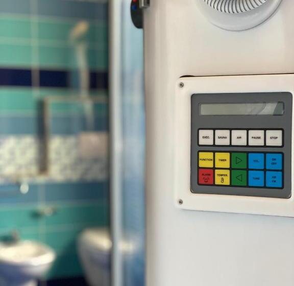 חדר סטנדרט לשלושה עם נוף לגינה, B&b Il Giardino Di Armida