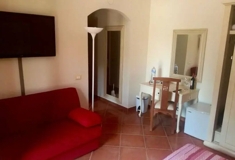 Deluxe Kolmen Hengen Huone, Villa Delle Palme Delfina