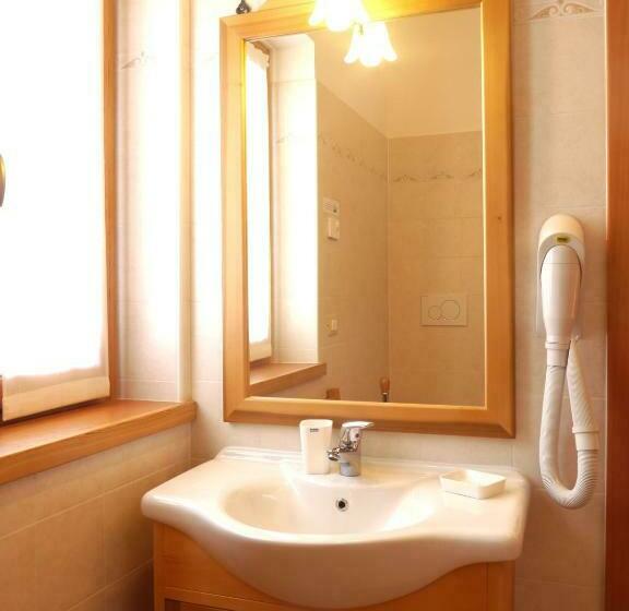 חדר סטנדרט נוף להרים, Garnì Sella Cipriani