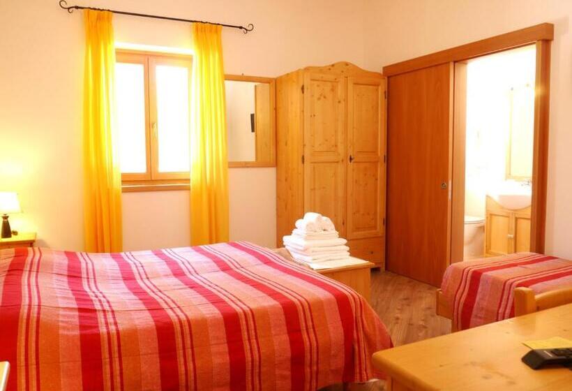 חדר סטנדרט לשלושה, Garnì Sella Cipriani