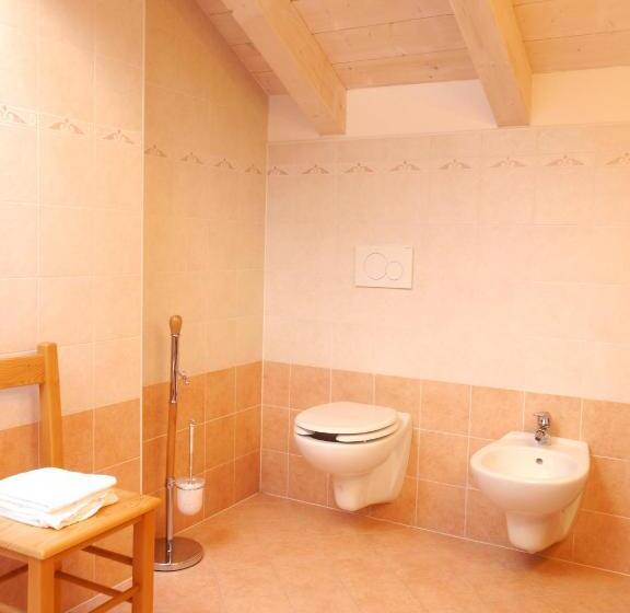 חדר סטנדרט לארבעה, Garnì Sella Cipriani