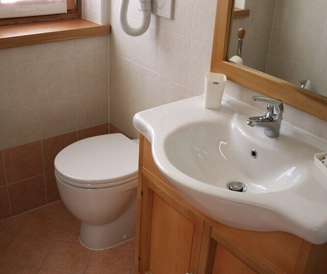 חדר סטנדרט לשלושה, Garnì Sella Cipriani