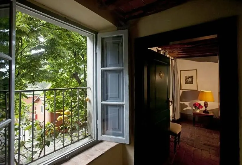 デュプレックス２ベッドルームアパート, La Casa Rossa