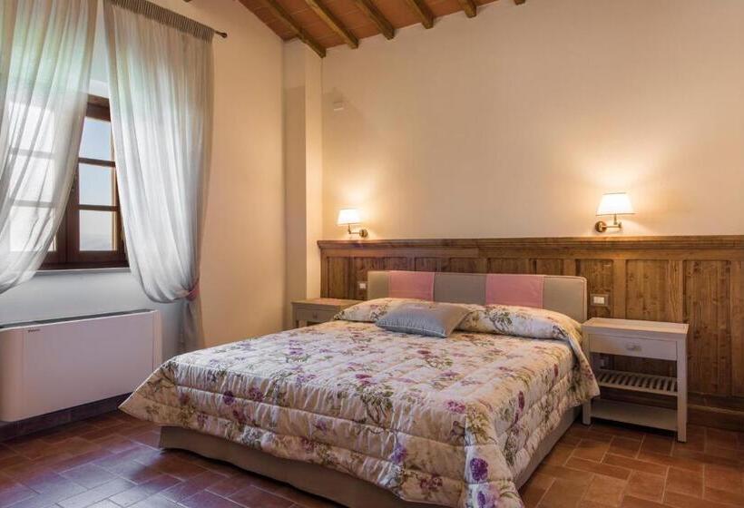 דירת שלושה חדרים, Olmofiorito