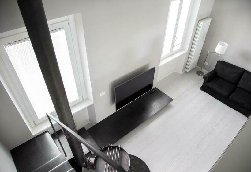 带露台的小型套房, B&b La Foresteria