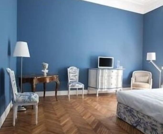 اتاق لوکس, B&b La Foresteria