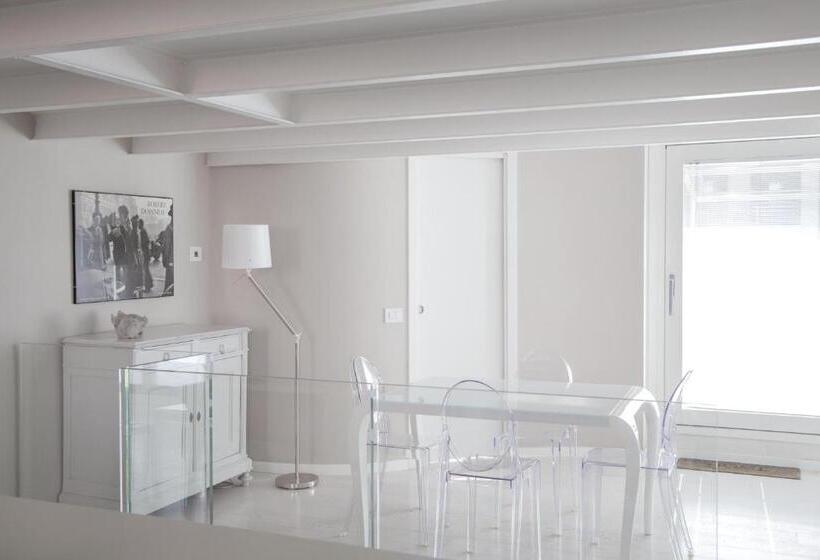 带露台的小型套房, B&b La Foresteria