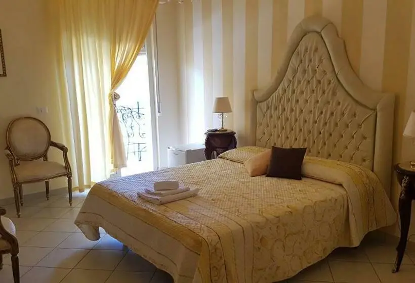 スタンダード4人部屋, B&b Torre Dei Saraceni