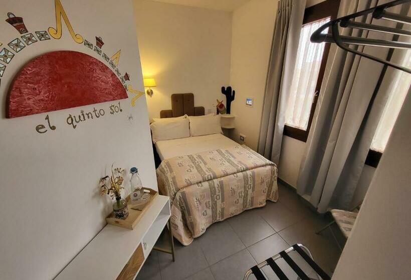 חדר בסיסי, El Quinto Sol B&b