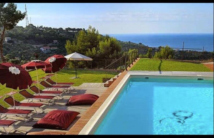 オーシャンビュースーペリアワンルーム, Poggio Dei Gorleri