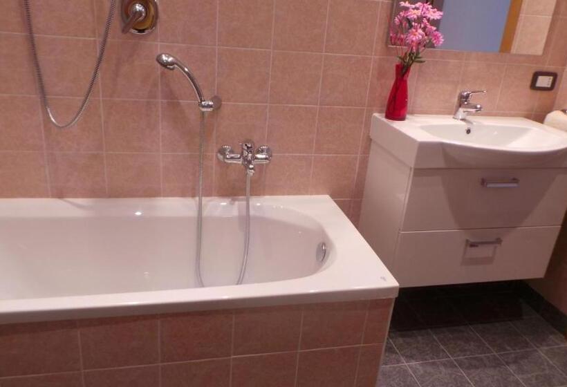 Номер Стандарт с Террасой, B&b Il Poggio