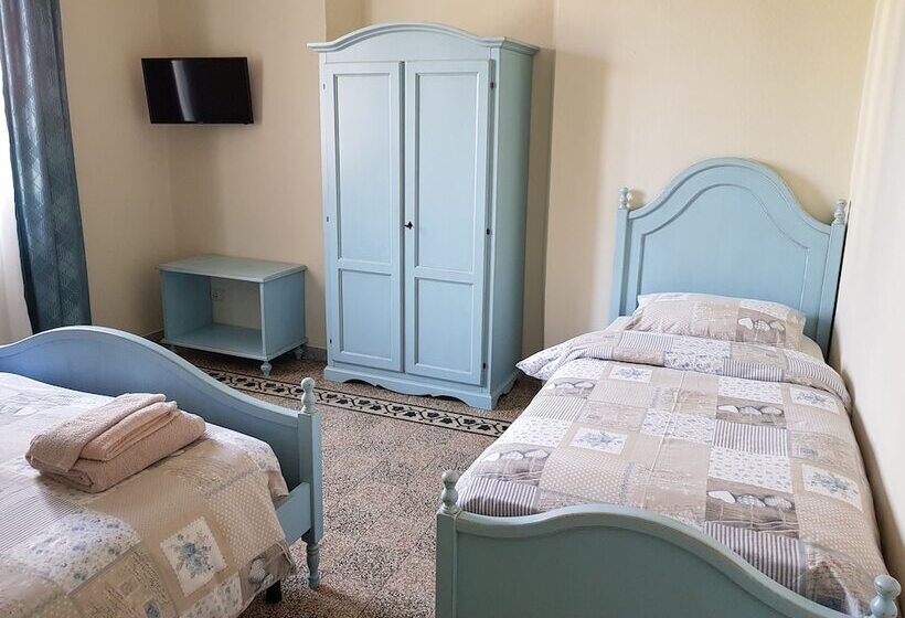 اتاق سوپریور سه تخته, B&b Le Mura