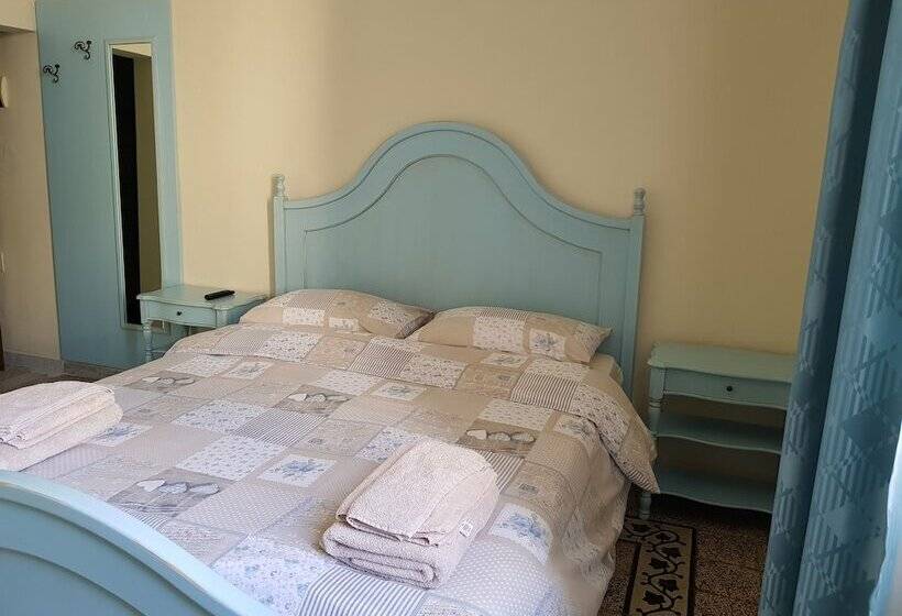 اتاق سوپریور سه تخته, B&b Le Mura