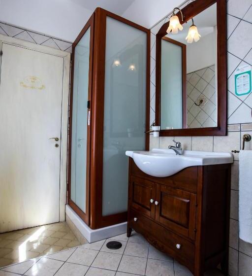 标准间带阳台, La Quercia Antica B&b