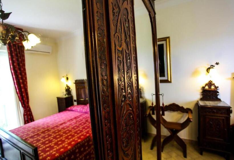 חדר סטנדרט עם מרפסת, La Quercia Antica B&b