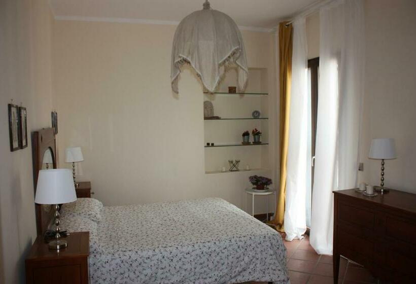 חדר סטנדרט עם מיטת קינג, B&b La Marchesa