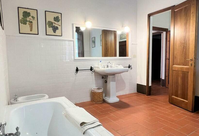 شقة 3 غرف, Fattoria Lornano Winery