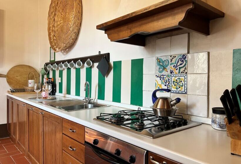 شقة 3 غرف, Fattoria Lornano Winery