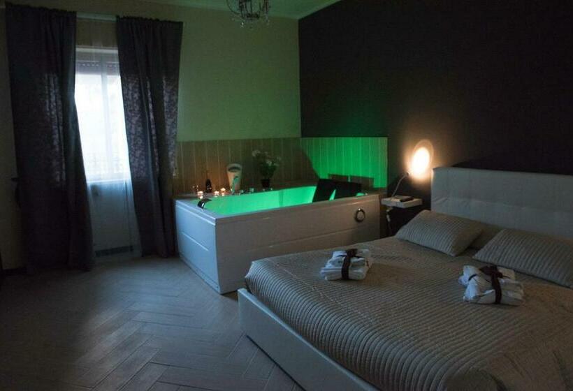 Полулюкс, Il Centro Short Lets