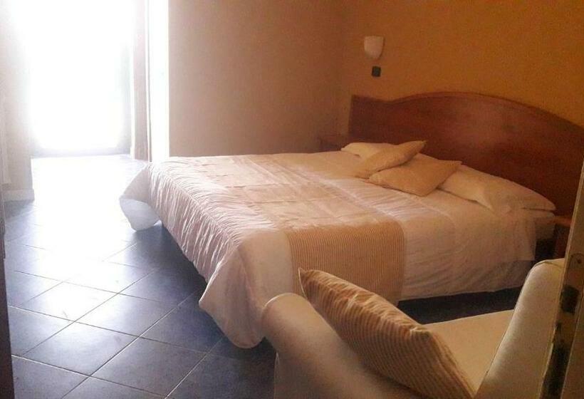 Triple Room Sea View, Beaurivage