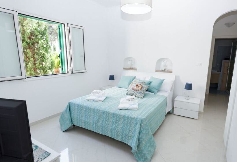 Номер Стандарт Трехместный, La Villa Degli Angeli