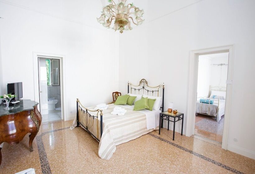 Четырехместный Номер Стандарт, La Villa Degli Angeli