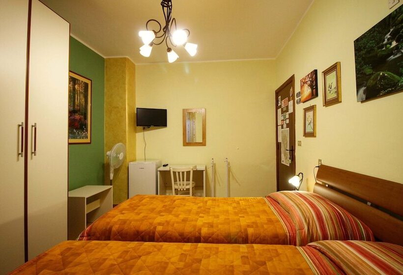 غرفة قياسية مطلة على المدينة, B&b In Centro A Pacentro