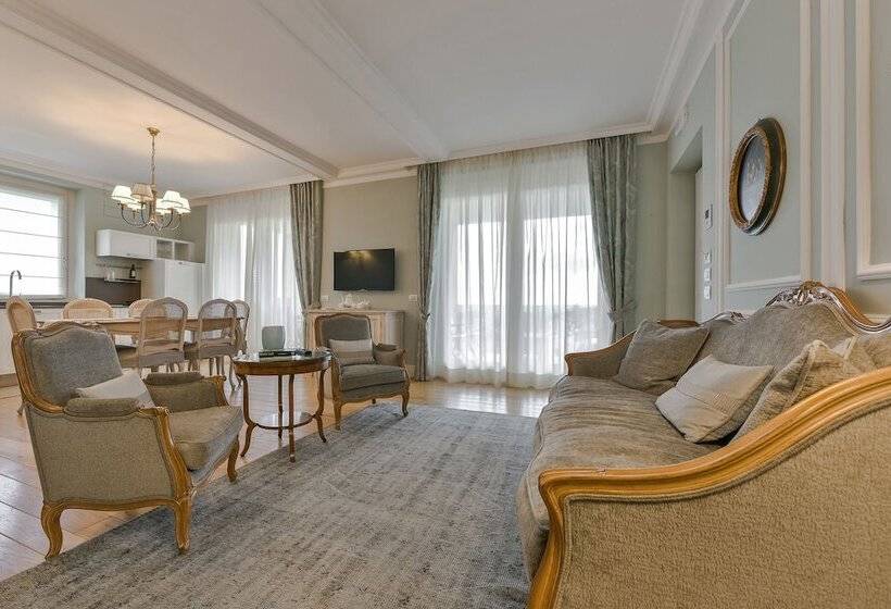 شقة دور أخير غرفتين نوم, Villa Vitae