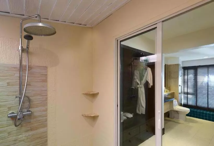 Huvila, 1 makuuhuone ja uima-allas, Andaman White Beach Resort   Sha Plus