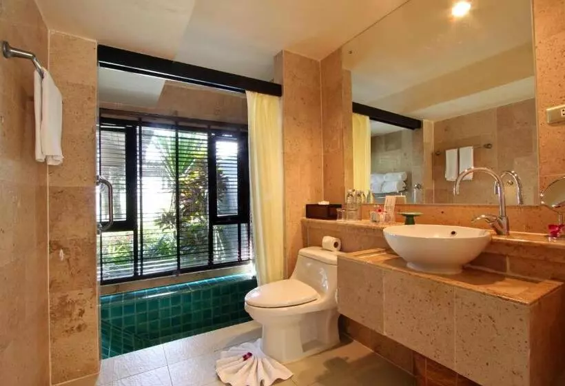 Huvila, 1 makuuhuone ja uima-allas, Andaman White Beach Resort   Sha Plus